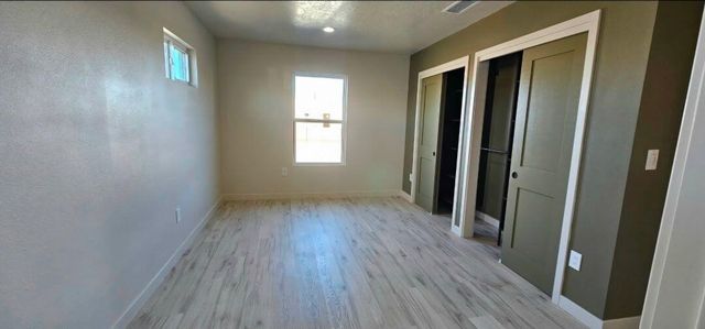 505 Los Arboles Avenue NW, Albuquerque, NM 87107