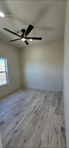 505 Los Arboles Avenue NW, Albuquerque, NM 87107