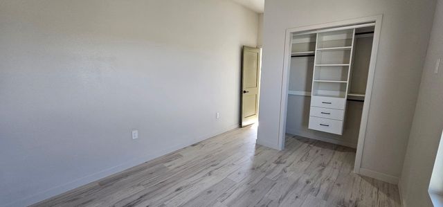 505 Los Arboles Avenue NW, Albuquerque, NM 87107