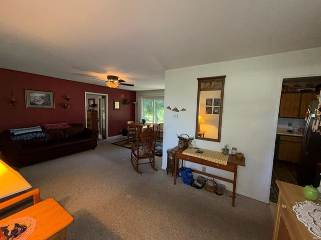 1852 Hancock Ave, Mitchell, IN 47446