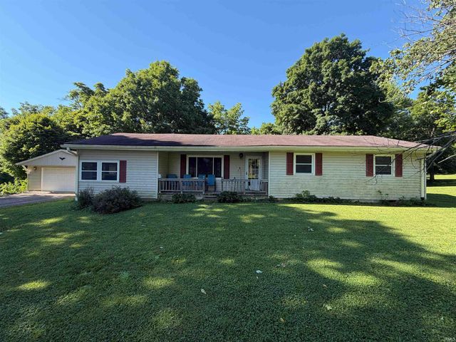 1852 Hancock Ave, Mitchell, IN 47446
