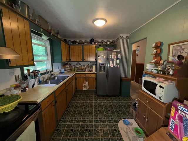 1852 Hancock Ave, Mitchell, IN 47446