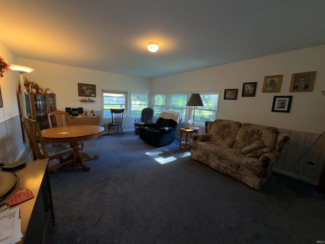 1852 Hancock Ave, Mitchell, IN 47446