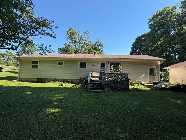 1852 Hancock Ave, Mitchell, IN 47446