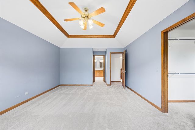 1524 Fieldcrest Drive, West Chicago, IL 60185