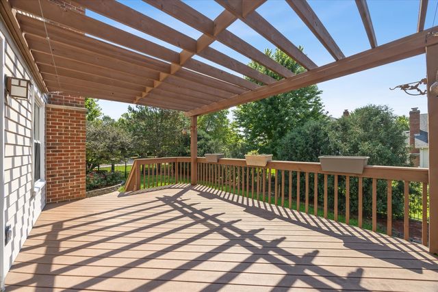 1524 Fieldcrest Drive, West Chicago, IL 60185