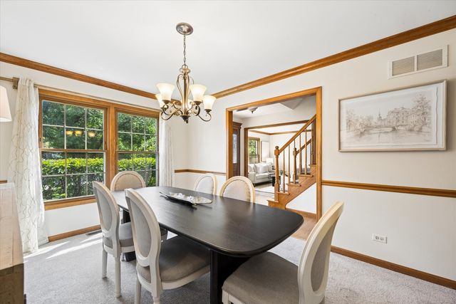 1524 Fieldcrest Drive, West Chicago, IL 60185