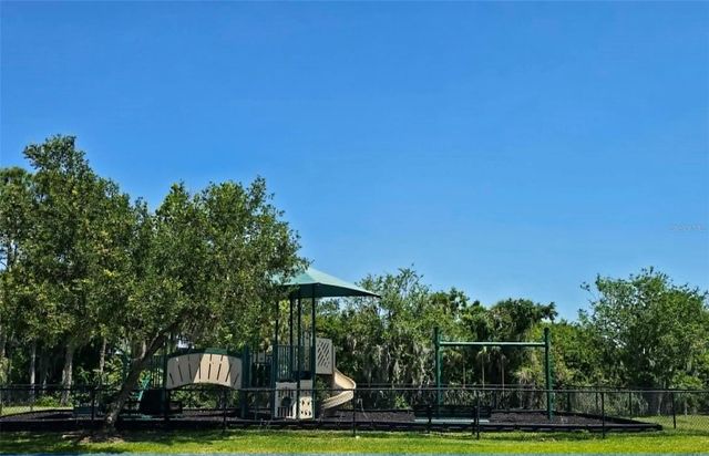 7181 50TH AVENUE CIRCLE E, Palmetto, FL 34221