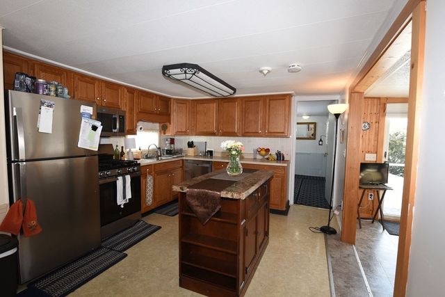 1 Pinehurst, Plymouth, MA 02360