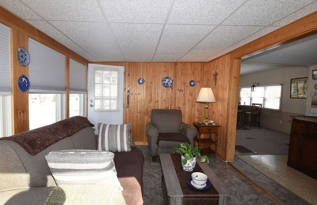 1 Pinehurst, Plymouth, MA 02360