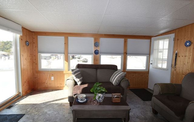 1 Pinehurst, Plymouth, MA 02360