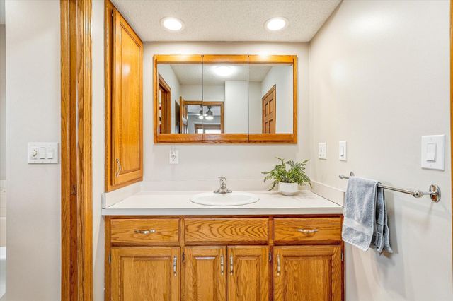 1537 148th Avenue NW, Andover, MN 55304