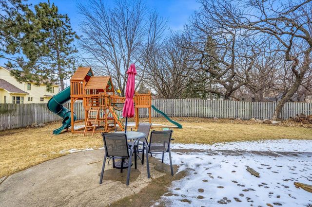 1537 148th Avenue NW, Andover, MN 55304