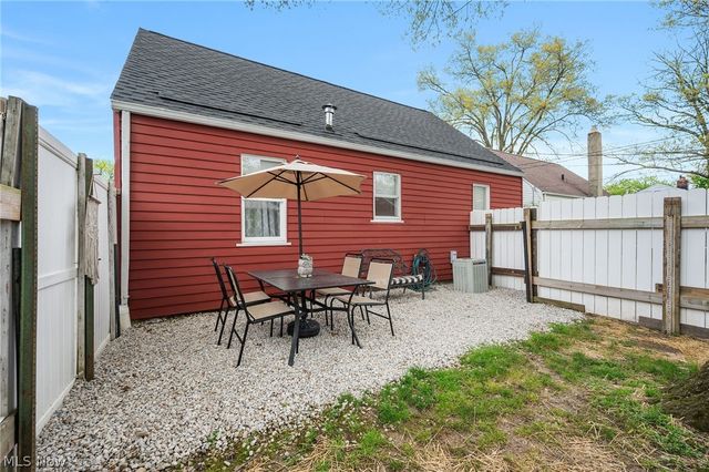 2024 Broad Boulevard, Cuyahoga Falls, OH 44223