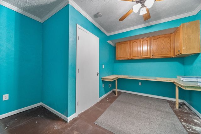 2034 E GORE Road, Erie, PA 16510