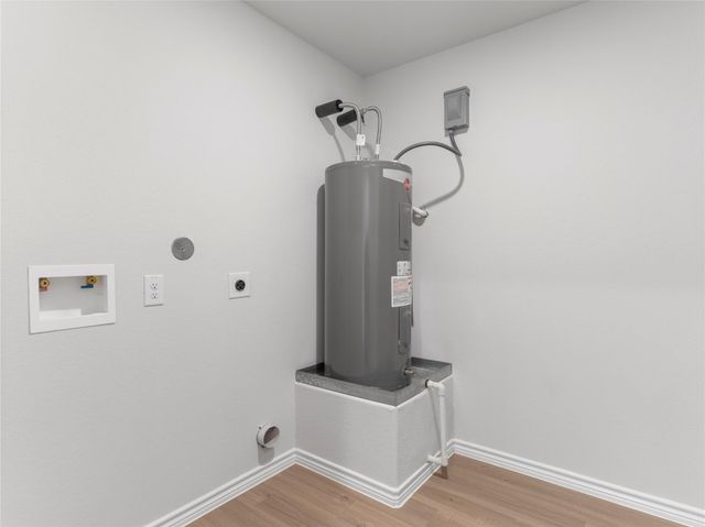 304 N Orange Street, Sweeny, TX 77480