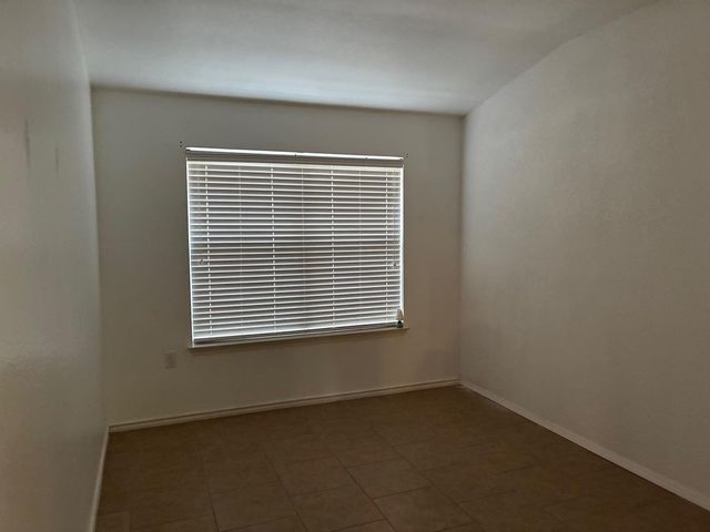 12708 La Paz LN, Del Valle, TX 78617