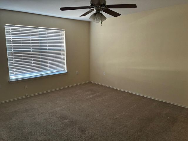 12708 La Paz LN, Del Valle, TX 78617