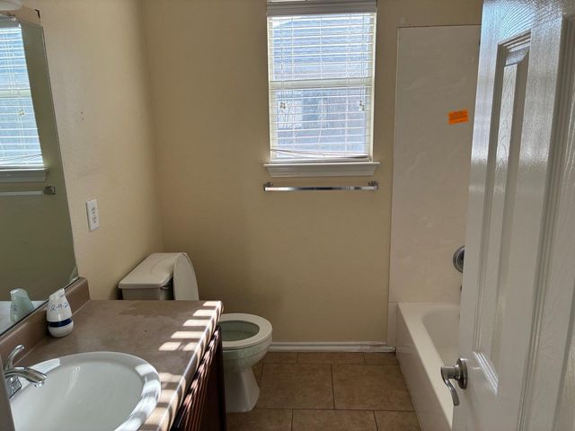 12708 La Paz LN, Del Valle, TX 78617