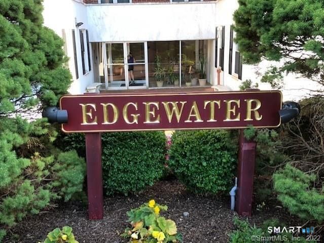 7 4th Street APT 3D, Stamford, CT 06905