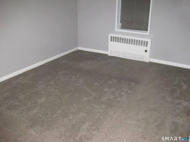 7 4th Street APT 3D, Stamford, CT 06905