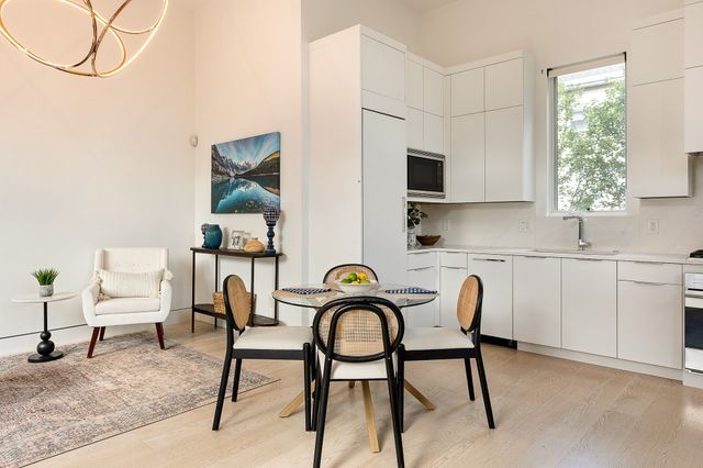 223 Prospect Street 1, Cambridge, MA 02139
