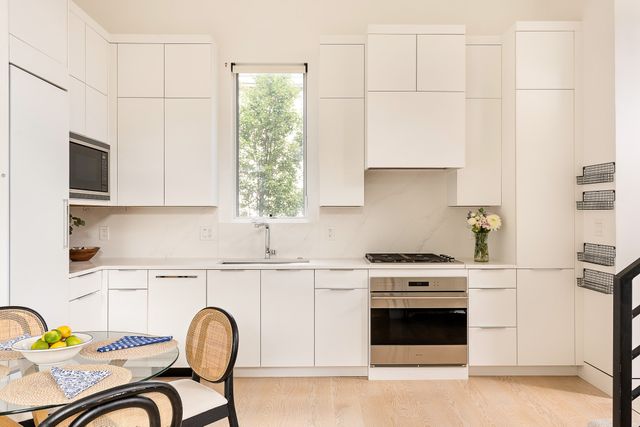 223 Prospect Street 1, Cambridge, MA 02139