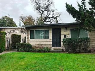 6061 S Land Park Dr, Sacramento, CA 95822
