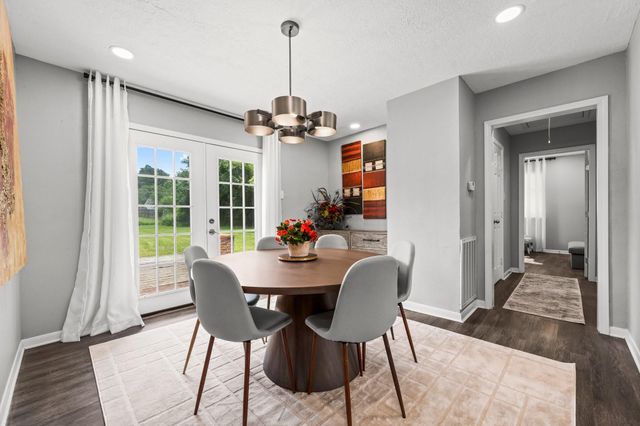 7280 Click Drive, Beaumont, TX 77708