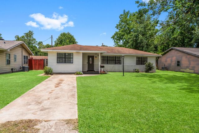 7280 Click Drive, Beaumont, TX 77708