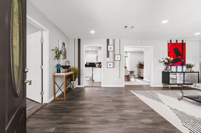 7280 Click Drive, Beaumont, TX 77708