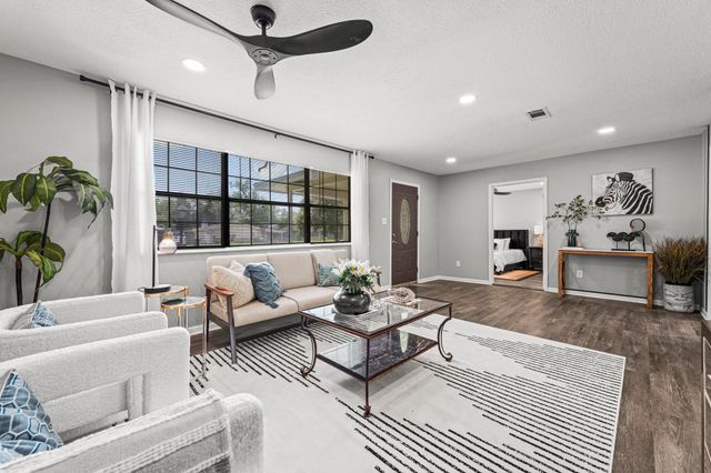 7280 Click Drive, Beaumont, TX 77708