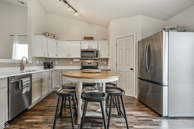 624 Daniel Court, Westfield, IN 46074