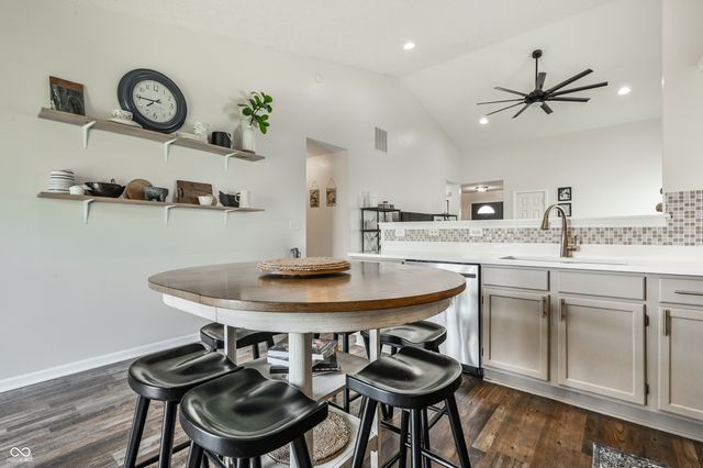 624 Daniel Court, Westfield, IN 46074