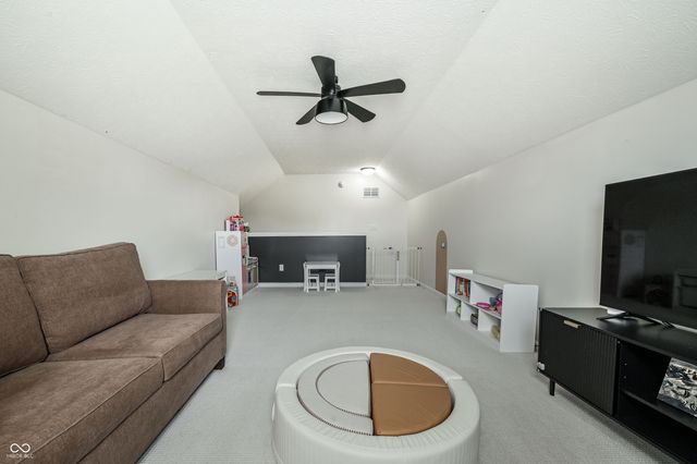 624 Daniel Court, Westfield, IN 46074