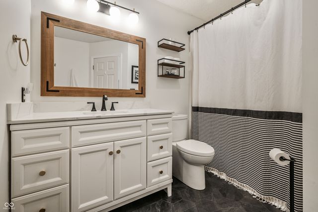 624 Daniel Court, Westfield, IN 46074