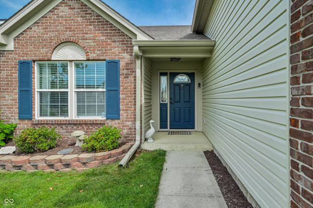 624 Daniel Court, Westfield, IN 46074