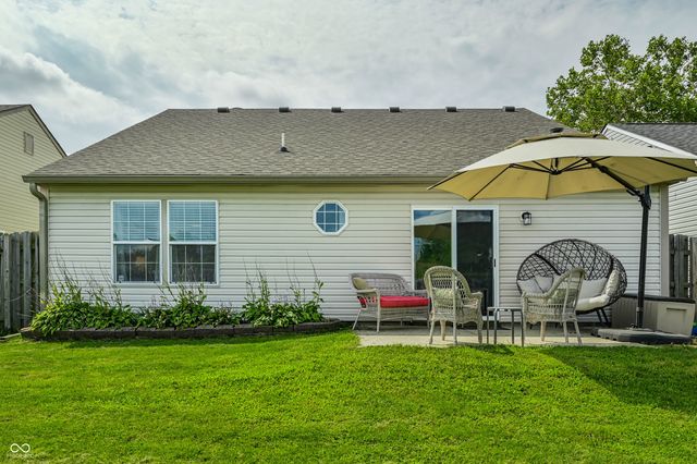 624 Daniel Court, Westfield, IN 46074