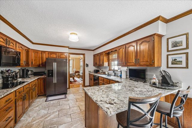 1859 ELMHURST DR, Germantown, TN 38138