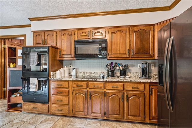 1859 ELMHURST DR, Germantown, TN 38138