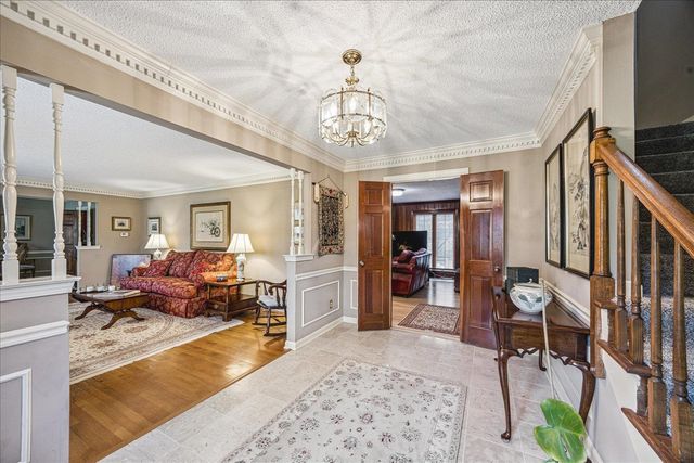 1859 ELMHURST DR, Germantown, TN 38138