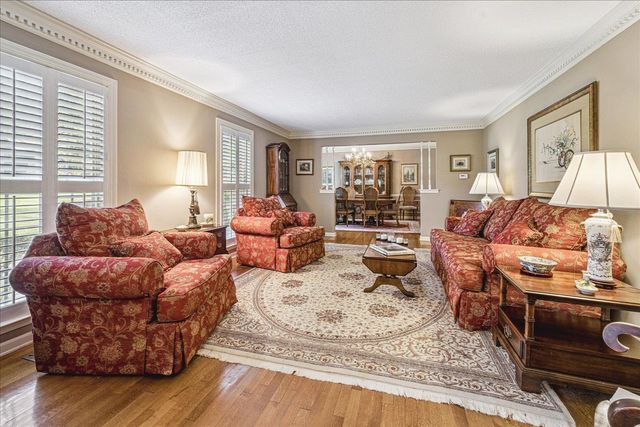 1859 ELMHURST DR, Germantown, TN 38138