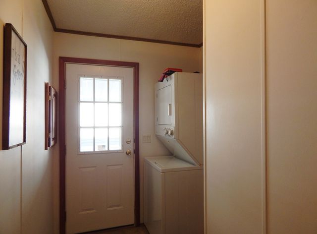 709 Hillcrest Lane, Crystal Lake, IL 60014