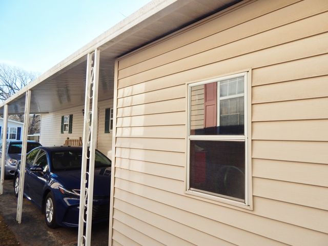 709 Hillcrest Lane, Crystal Lake, IL 60014