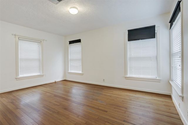 3514 Plumb Street, West University Place, TX 77005