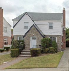 181 Street & 69 Ave Street, Fresh Meadows, NY 11365