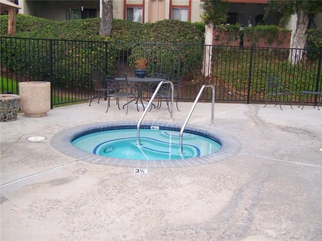 1048 S Idaho 8, La Habra, CA 90631