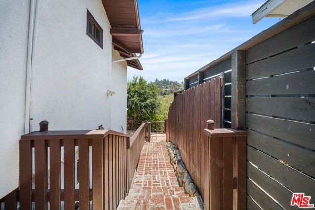 238 Thorne Street A, Los Angeles, CA 90042