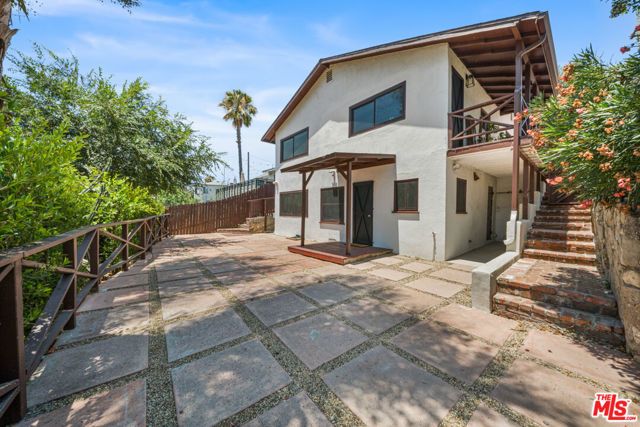 238 Thorne Street A, Los Angeles, CA 90042