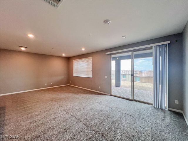 384 Purple Sandpiper Street, Las Vegas, NV 89138